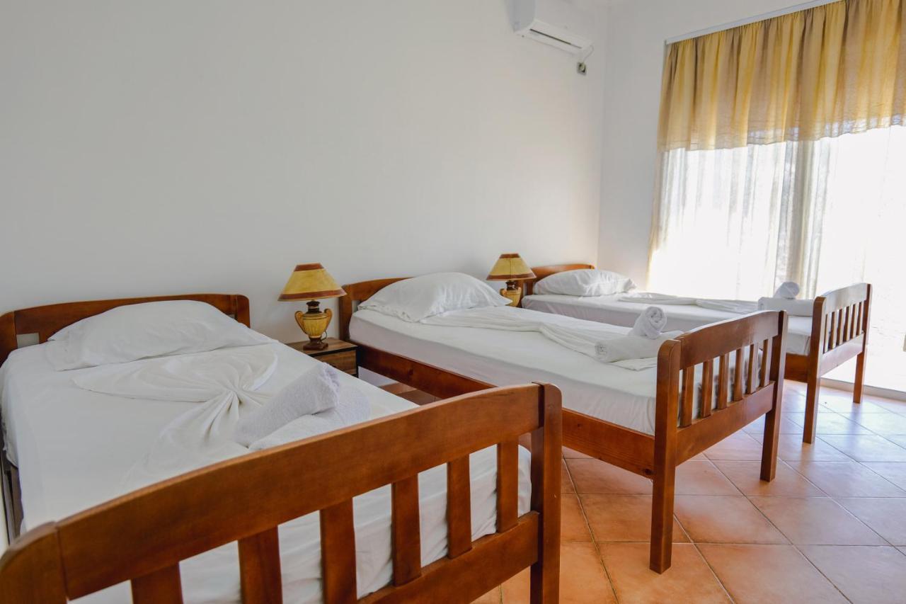 Hotel Leon Saranda Dış mekan fotoğraf