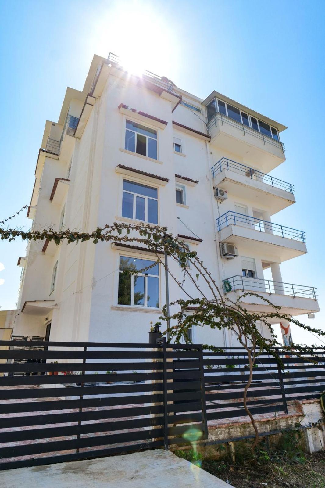 Hotel Leon Saranda Dış mekan fotoğraf